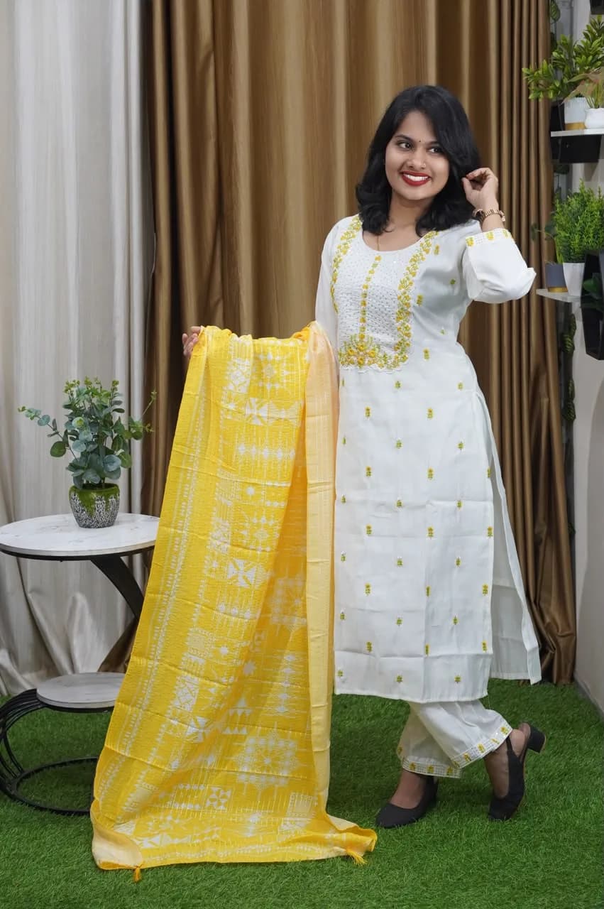 KURTIS SET